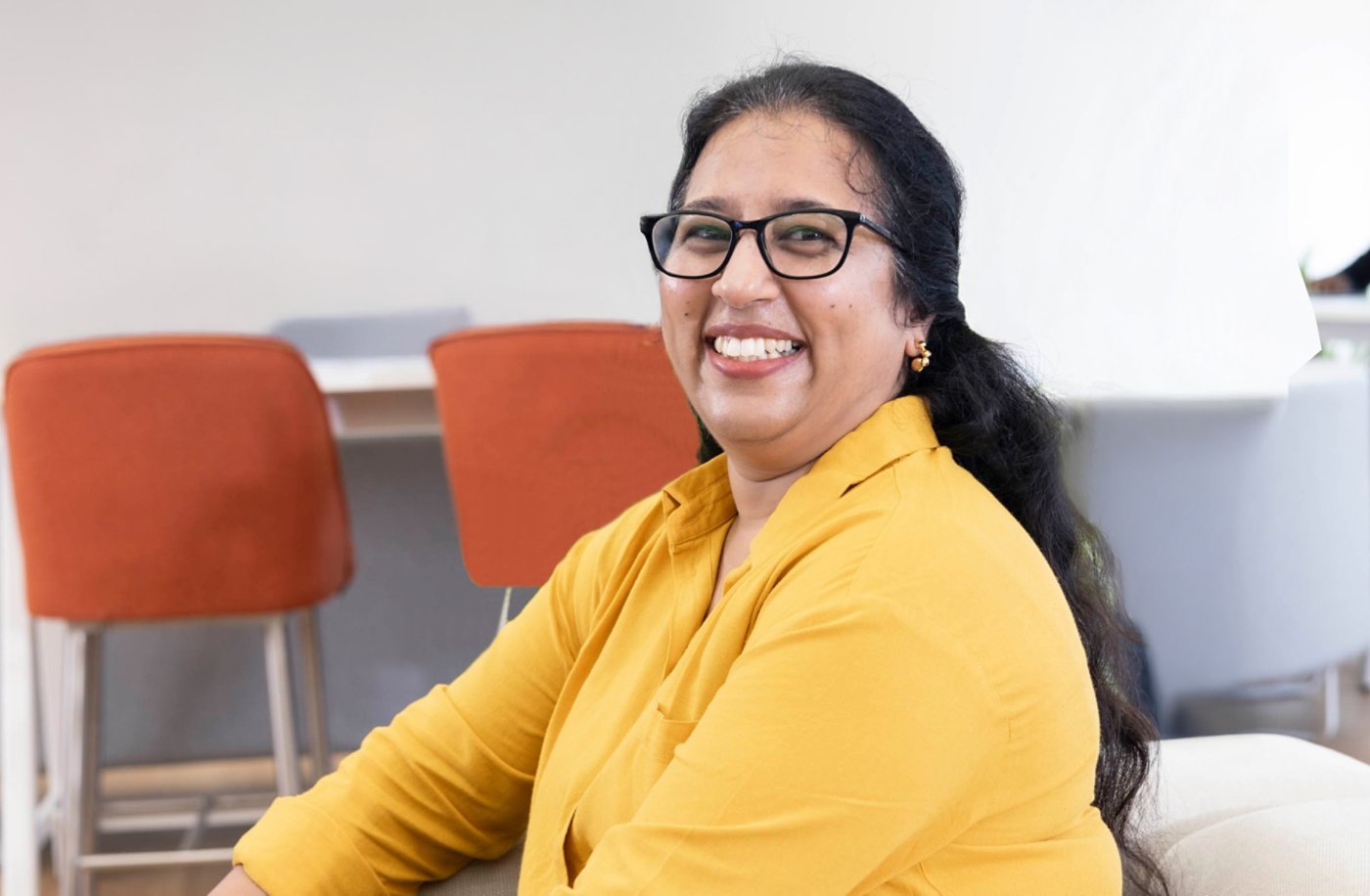 Female Kyndryl employee in India
